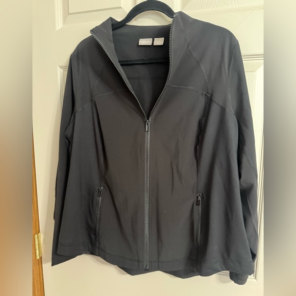 Chicos Zenergy Black Zip-Up JacketZIPPER POCKETS LIGHTWEIGHT 3XL Women's - Picture 1 of 3